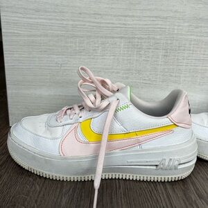 Women’s Nike Airs